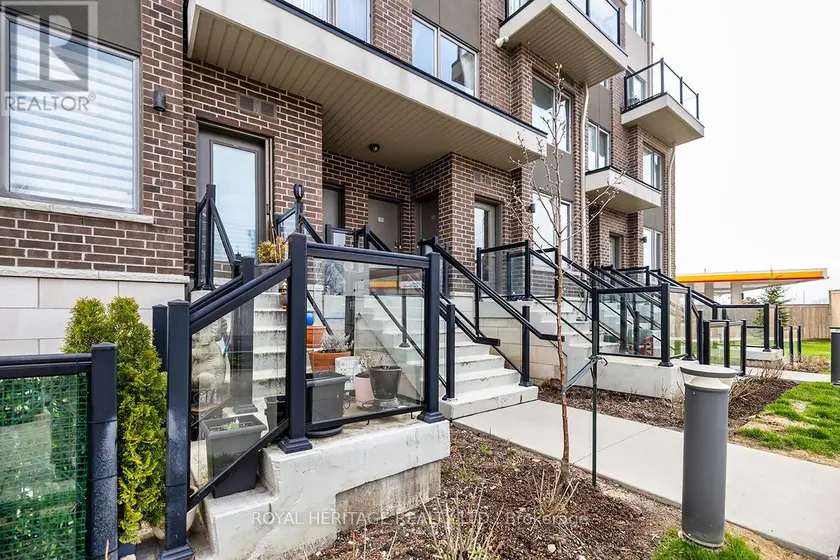 Townhouse at 413 - 1460 WHITES ROAD, Pickering