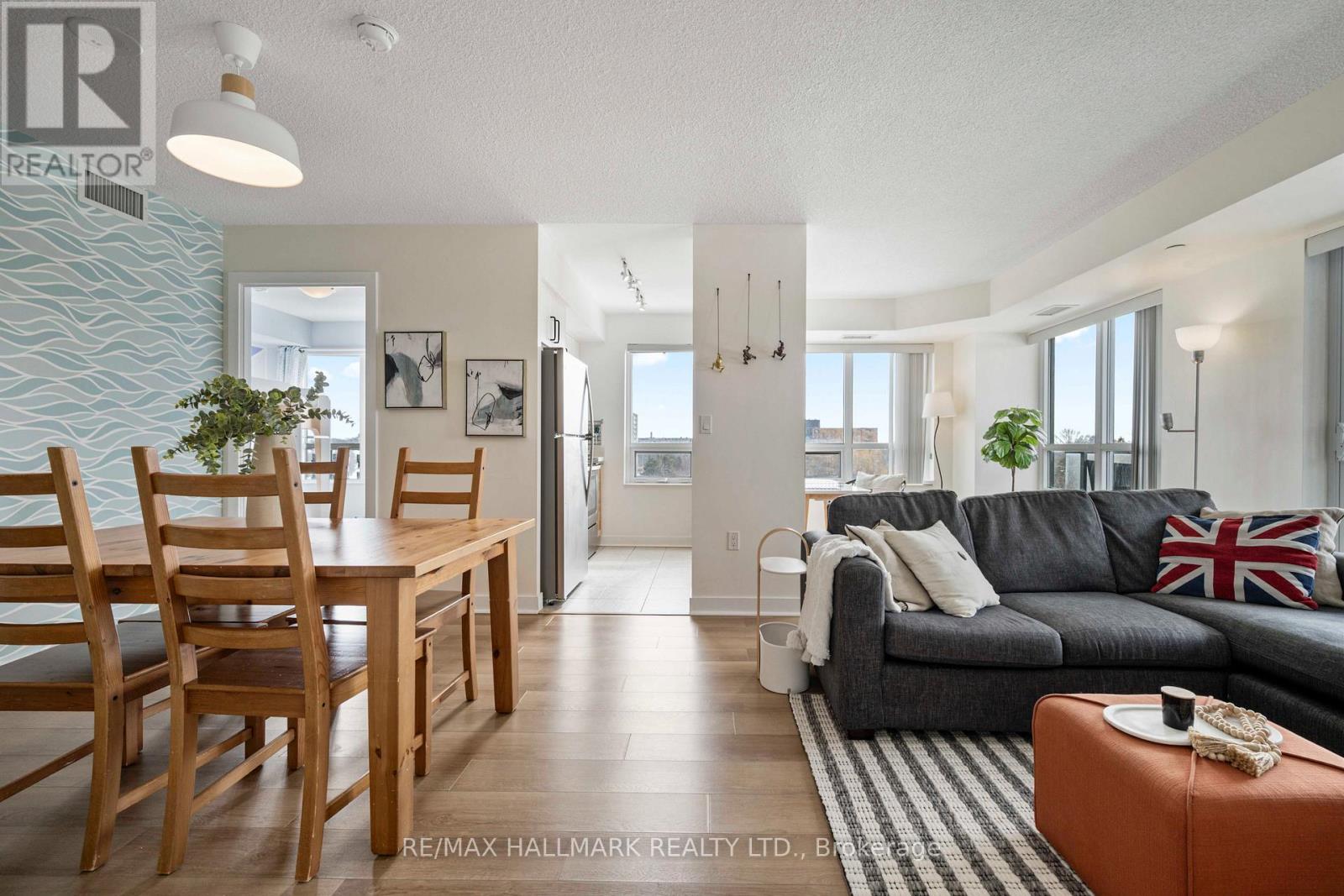 Apartment at 405 - 1346 DANFORTH ROAD, Toronto (Eglinton East)