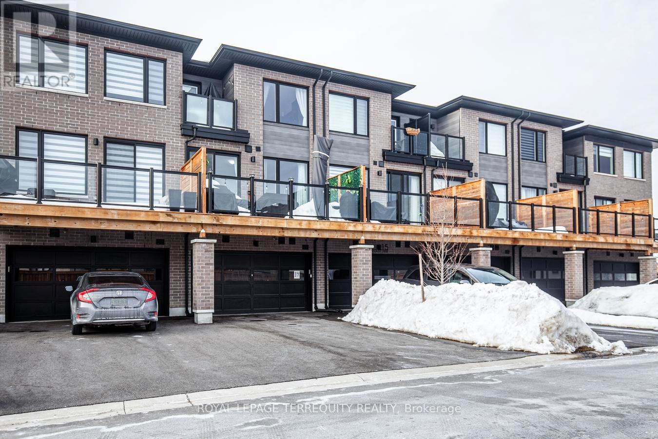 Townhouse at 19 ASSUNTA LANE, Clarington (Bowmanville)