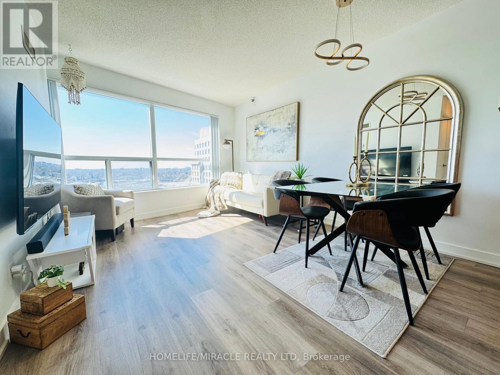 Apartment at 2106 - 36 LEE CENTRE DRIVE, Toronto (Woburn)