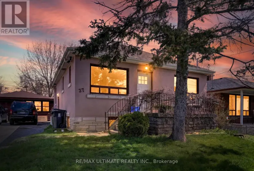 Detached at 37 BEXHILL AVENUE, Toronto