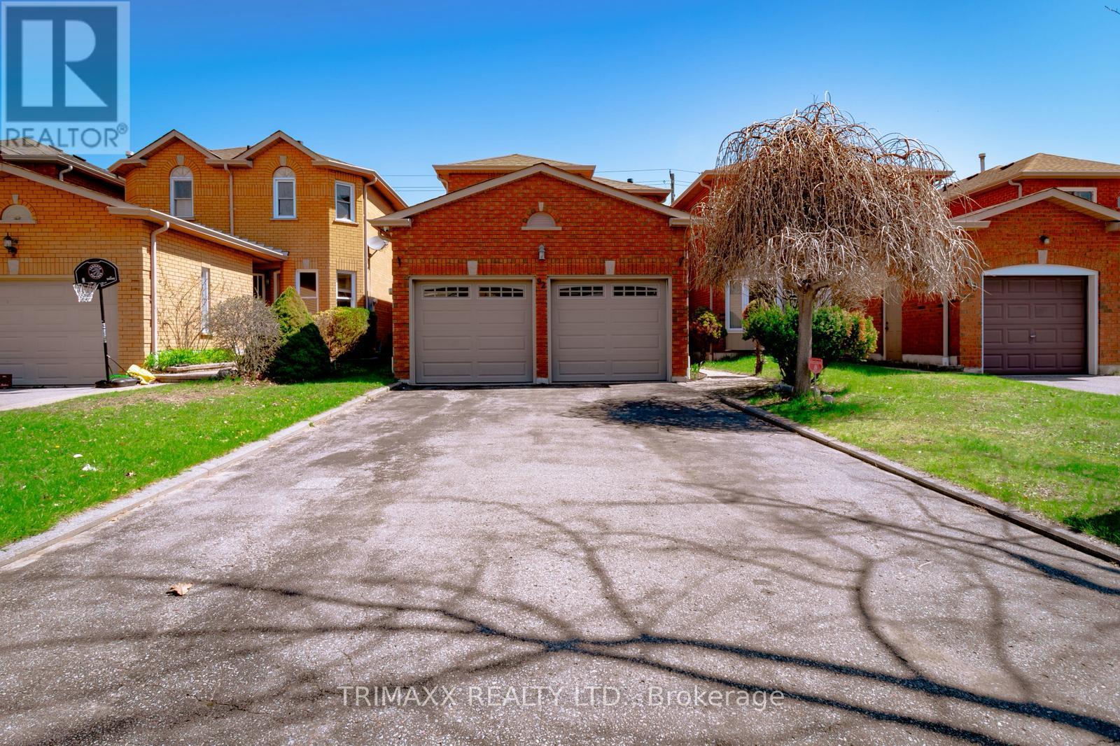 Detached at 92 HARTRICK PLACE, Whitby (Rolling Acres)