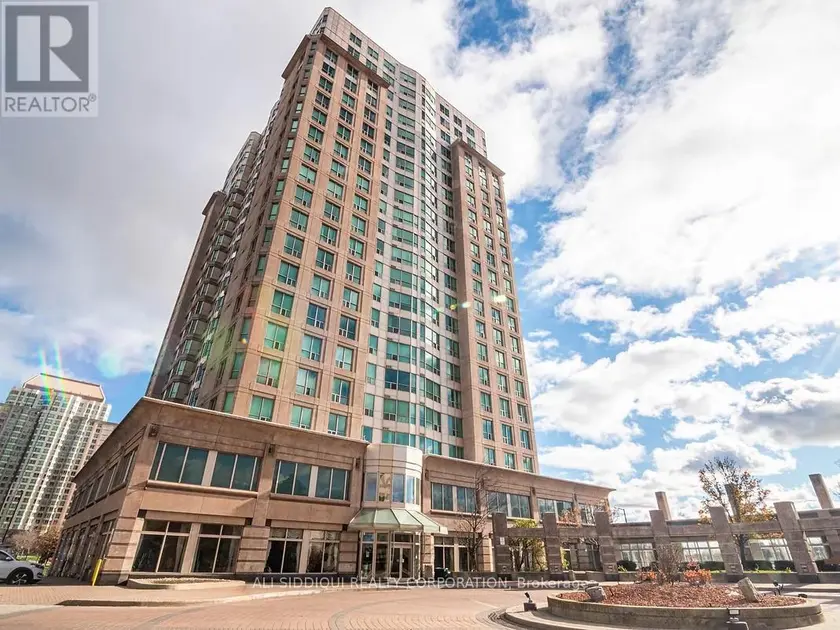 Apartment at 1513 - 8 LEE CENTRE DRIVE, Toronto (Woburn)