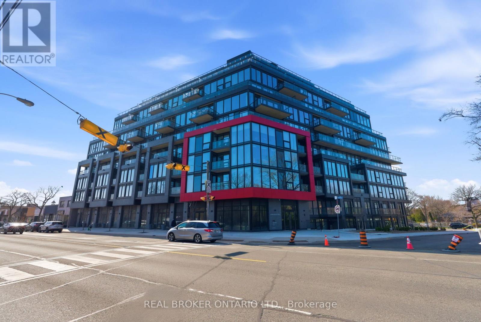 Apartment at 912 - 2 MANDERLEY DRIVE, Toronto (Birchcliffe-Cliffside)