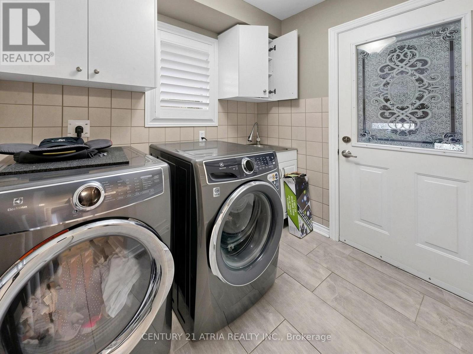 Detached at 14 ROBERT ATTERSLEY DRIVE W, Whitby
