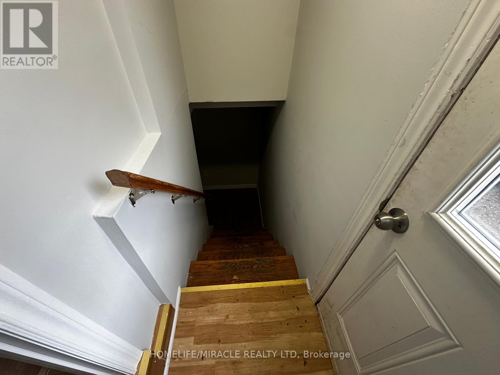 Detached at ENTIRE HOUSE - 33 JEAVONS AVENUE, Toronto