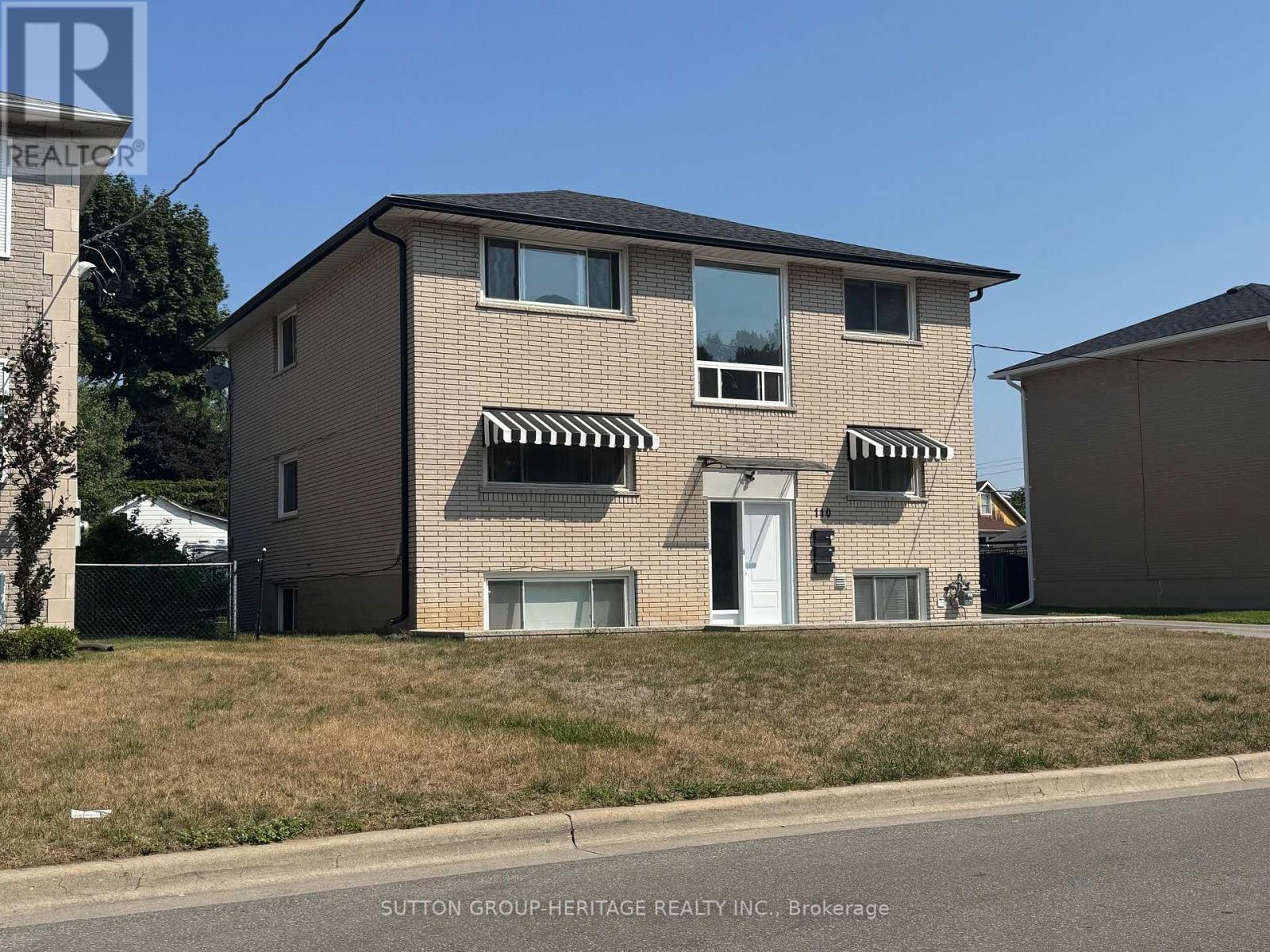 Multiplex at #1 - 110 TECUMSEH AVENUE, Oshawa (Centennial)