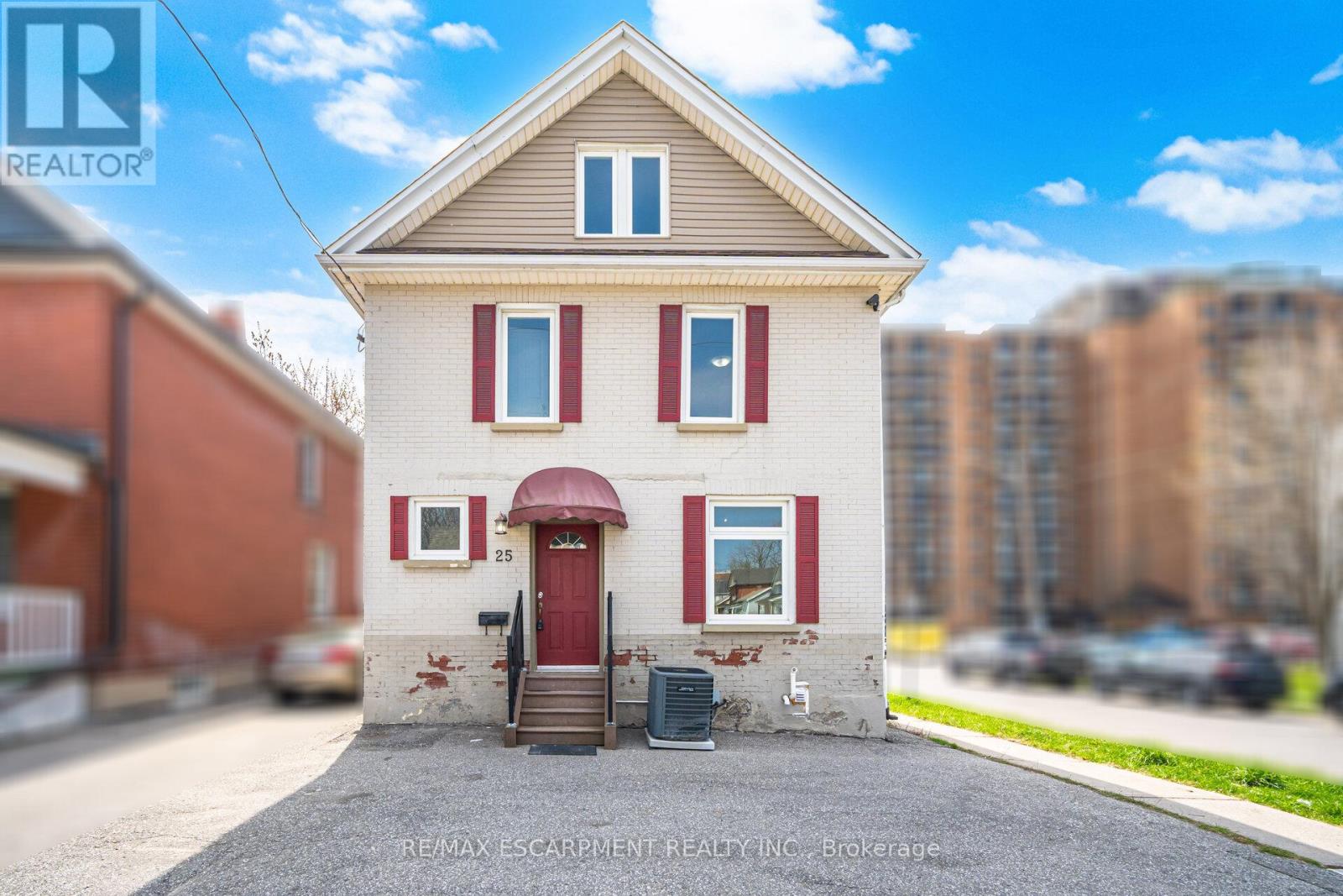 Detached at 25 COLBORNE STREET W, Oshawa (O'Neill)