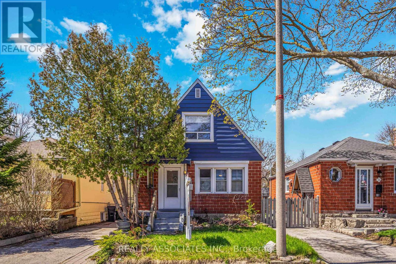 Detached at 72 MANDERLEY DRIVE, Toronto (Birchcliffe-Cliffside)
