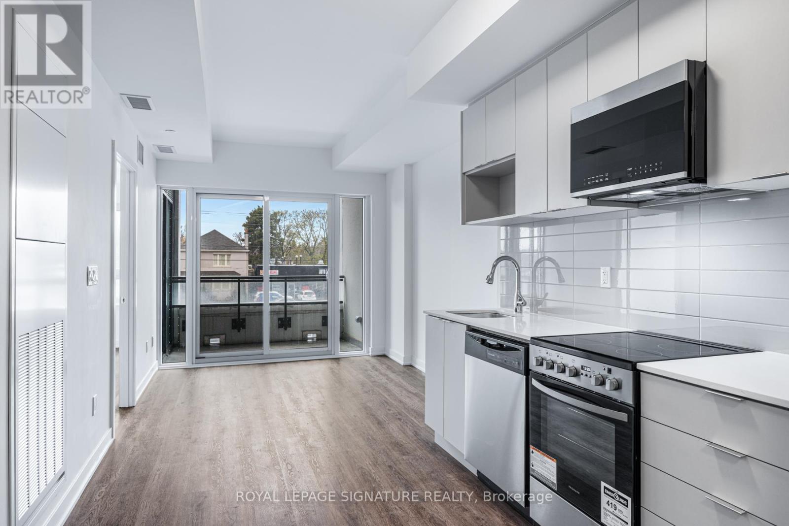 Apartment at 204 - 4569 KINGSTON ROAD, Toronto (West Hill)