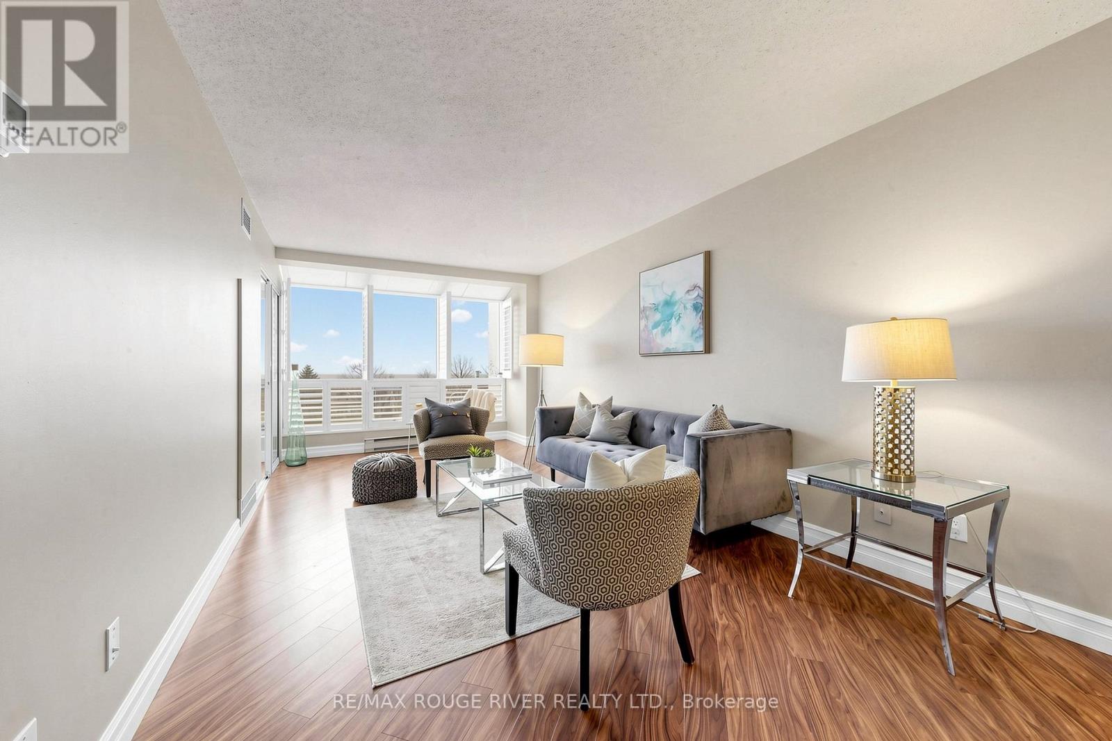 Apartment at 605 - 45 CUMBERLAND LANE, Ajax