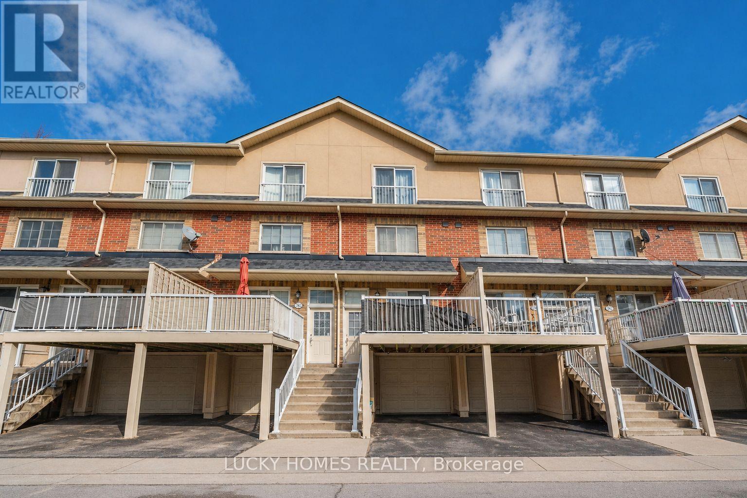 Townhouse at 76 - 1775 VALLEY FARM ROAD, Pickering (Town Centre)