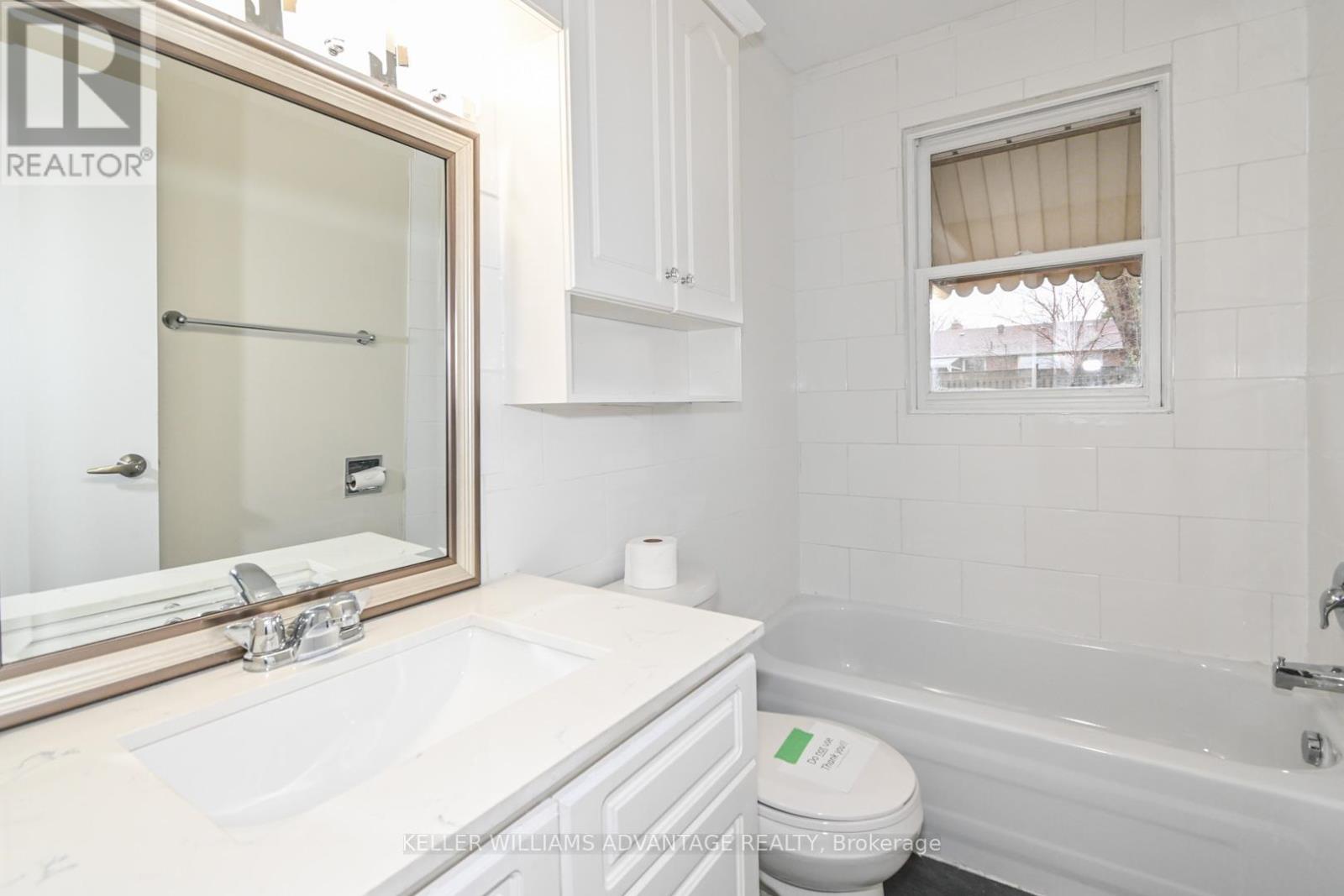 Detached at 936 SOMERVILLE STREET, Oshawa