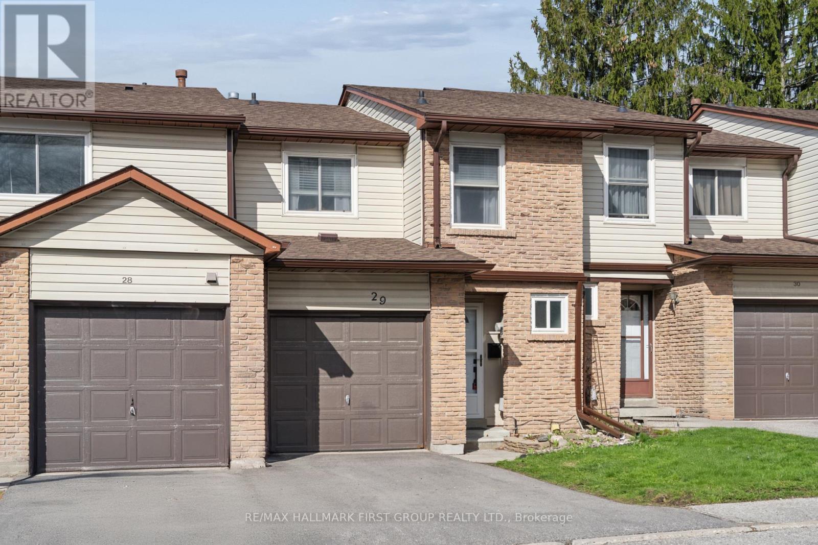 Townhouse at 29 - 1330 TROWBRIDGE DRIVE, Oshawa (Centennial)