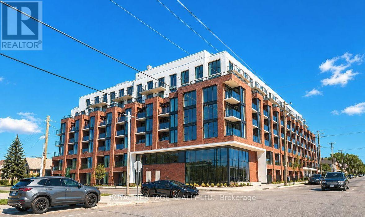 Apartment at 602 - 201 BROCK STREET S, Whitby (Downtown Whitby)