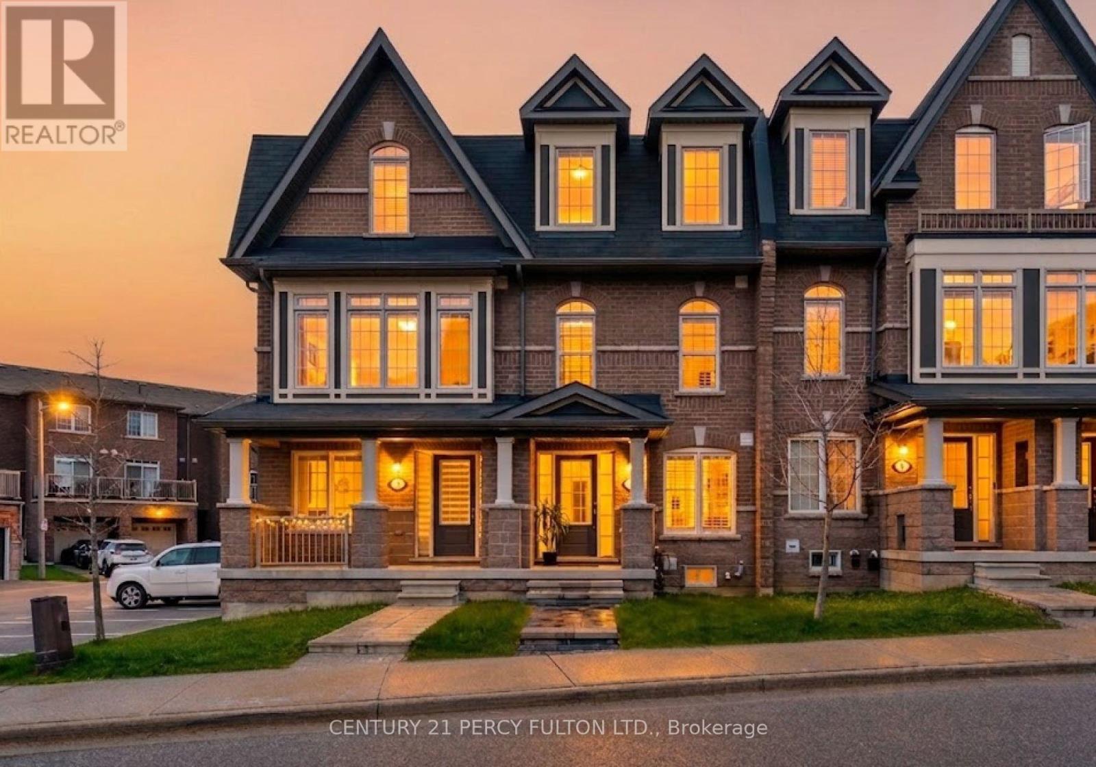 Townhouse at 4 GRAYWARDINE LANE, Ajax (Northeast Ajax)