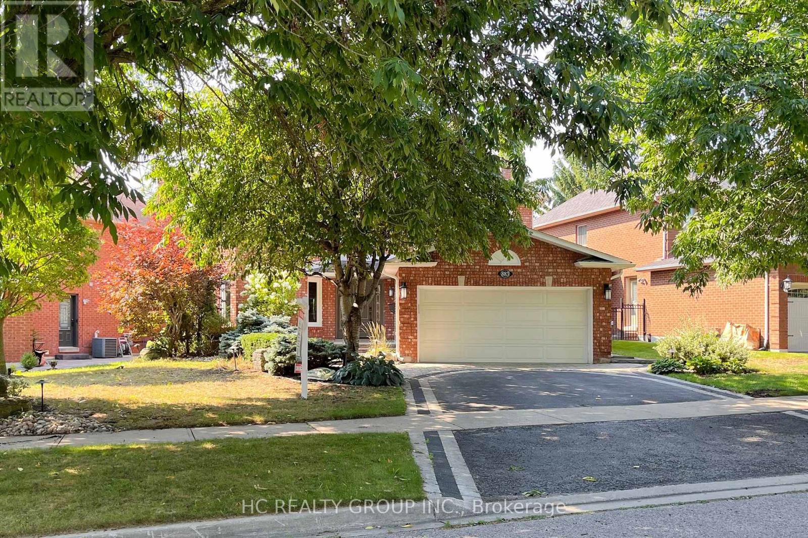 Detached at 883 DARWIN DRIVE, Pickering (Liverpool)