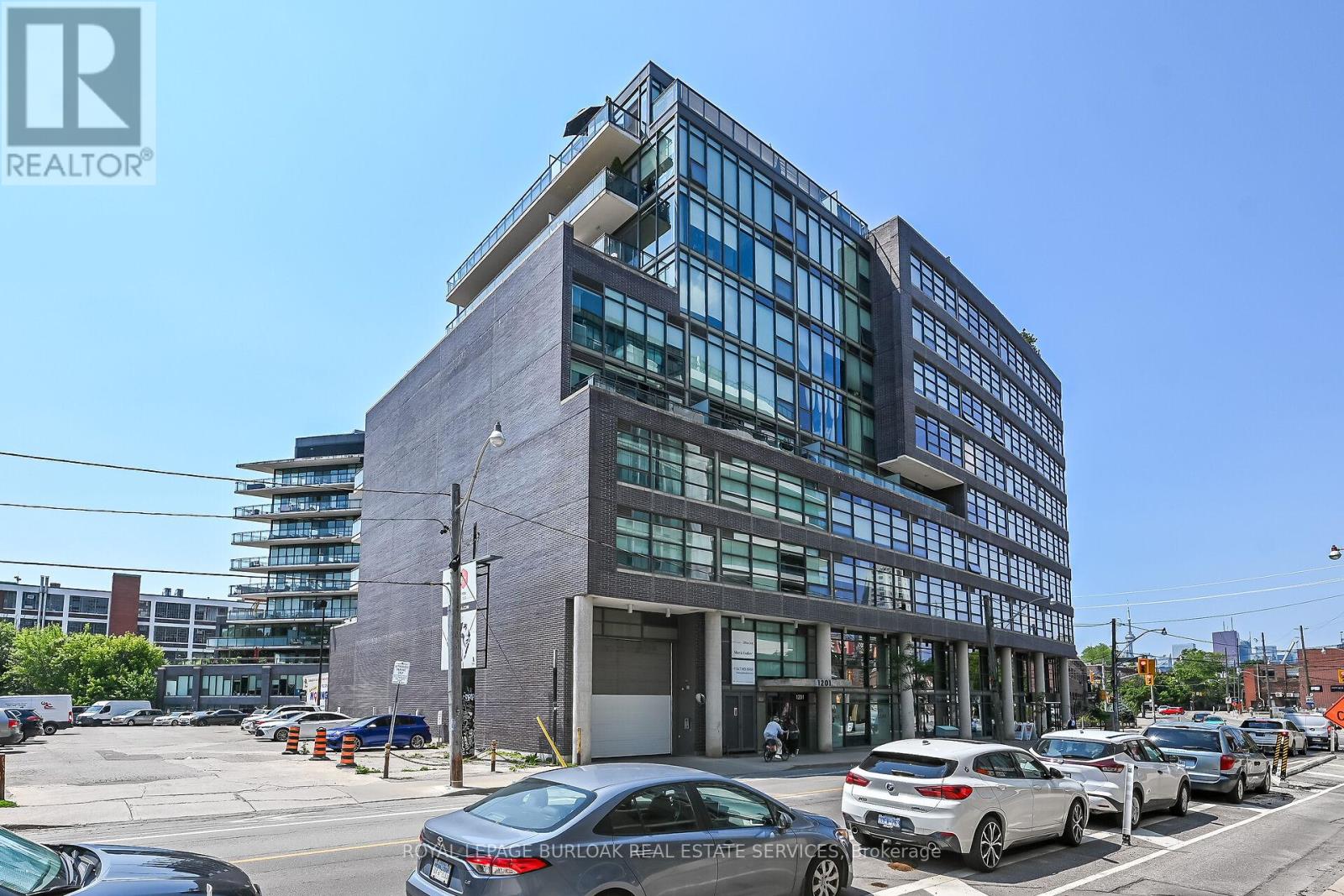 Apartment at 902 - 1201 DUNDAS STREET E, Toronto