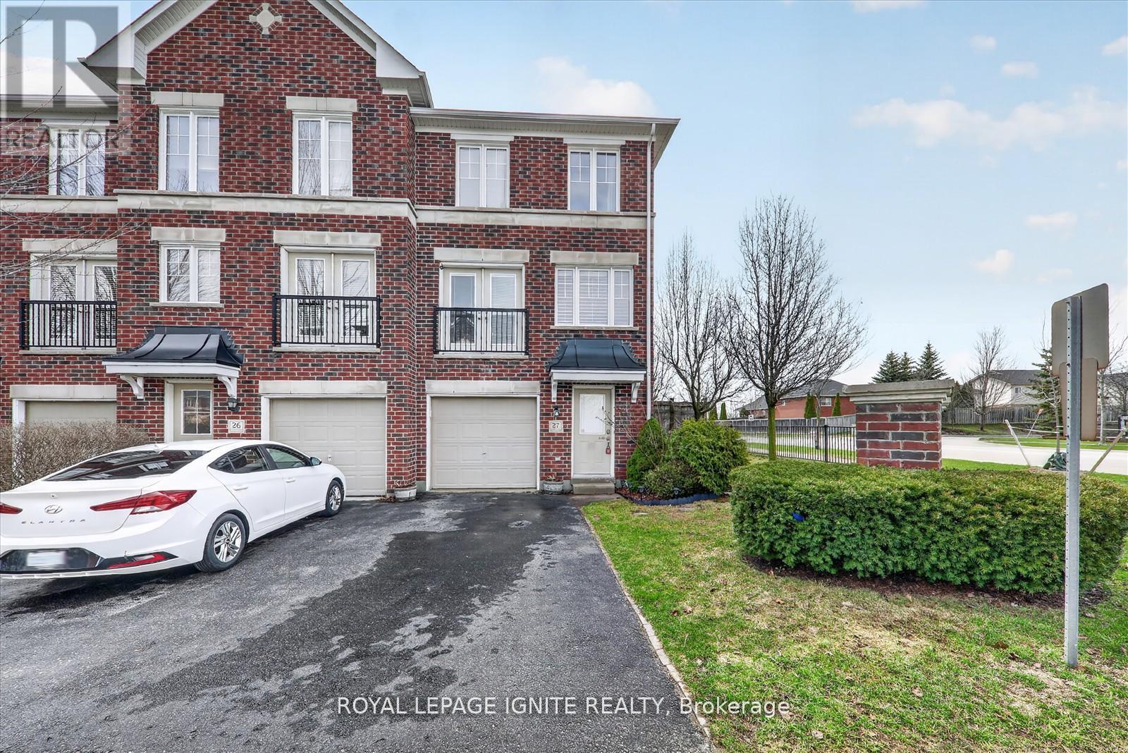 Townhouse at 27 - 571 LONGWORTH AVENUE, Clarington (Bowmanville)
