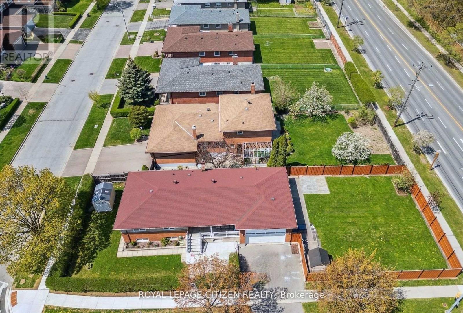 Detached at 1 CORINTHIAN BOULEVARD, Toronto (L'Amoreaux)