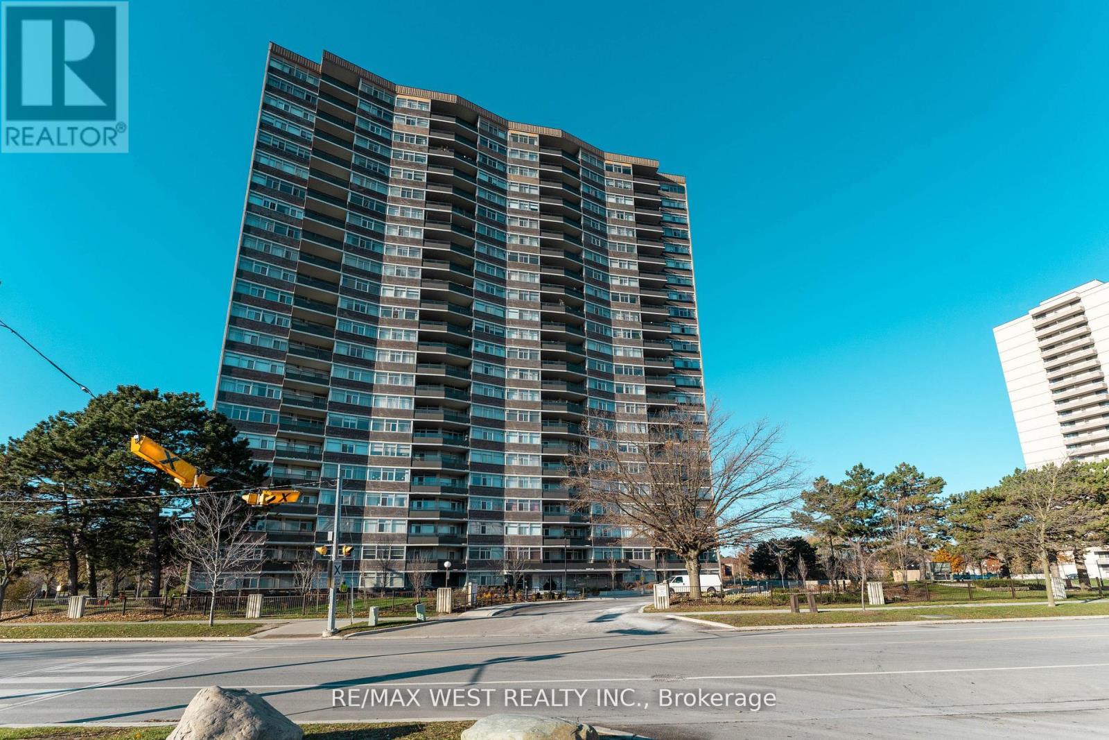 Apartment at 2307 - 3151 BRIDLETOWNE CIRCLE, Toronto (L'Amoreaux)