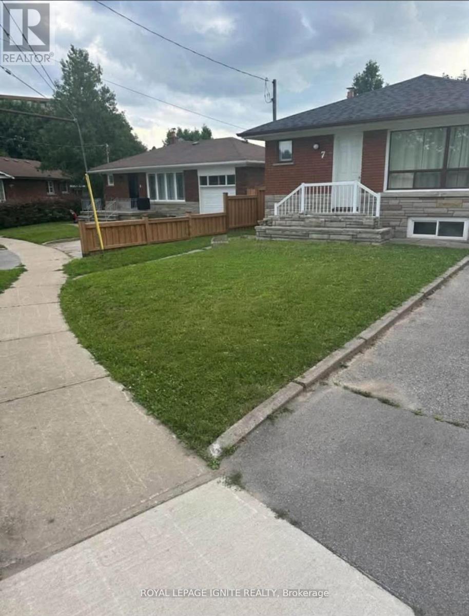 Detached at MAIN - 7 TOULON ROAD, Toronto (Woburn)