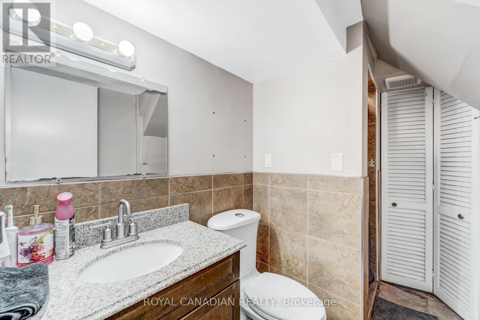 Detached at BSMT - 115 DARLINGSIDE DRIVE, Toronto