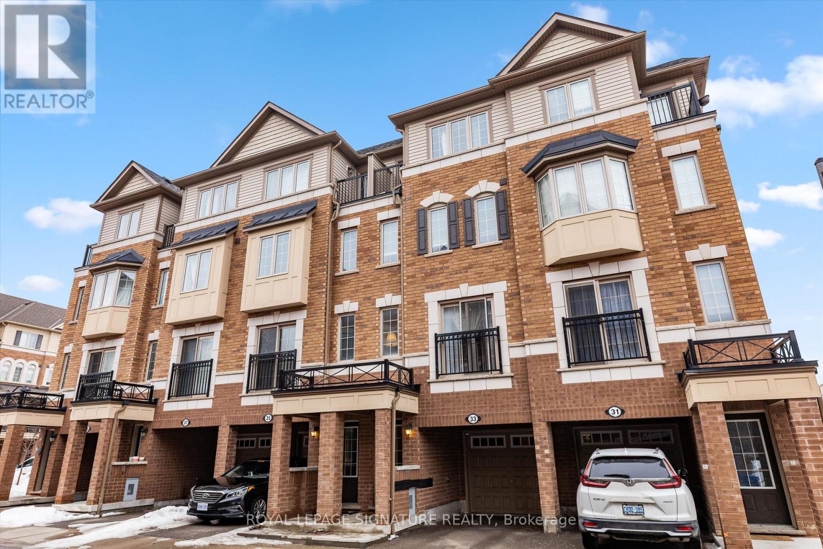 Townhouse at 33 GLENSTAL PATH, Oshawa (Windfields)
