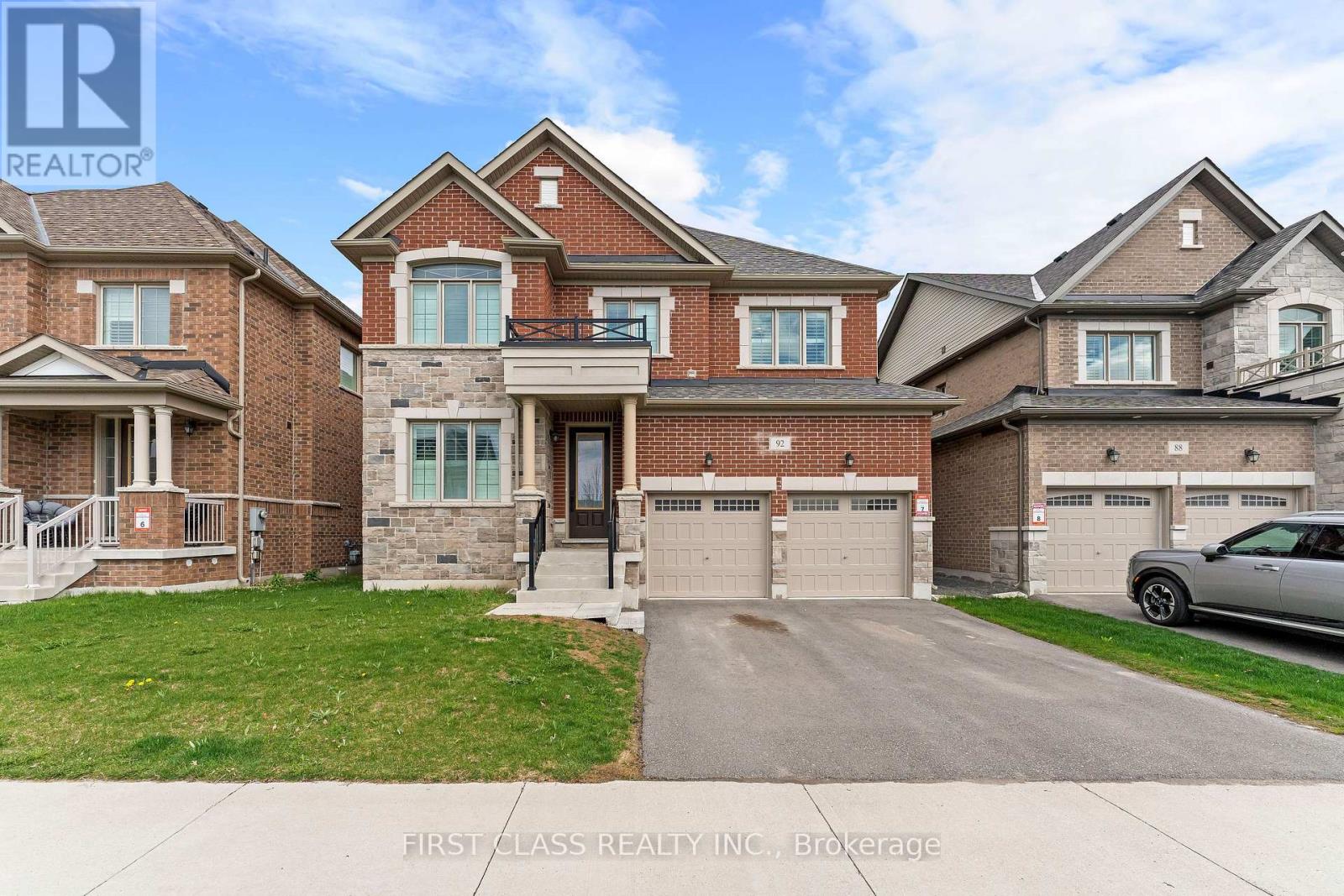 Detached at 92 GRADY DRIVE, Clarington (Newcastle)