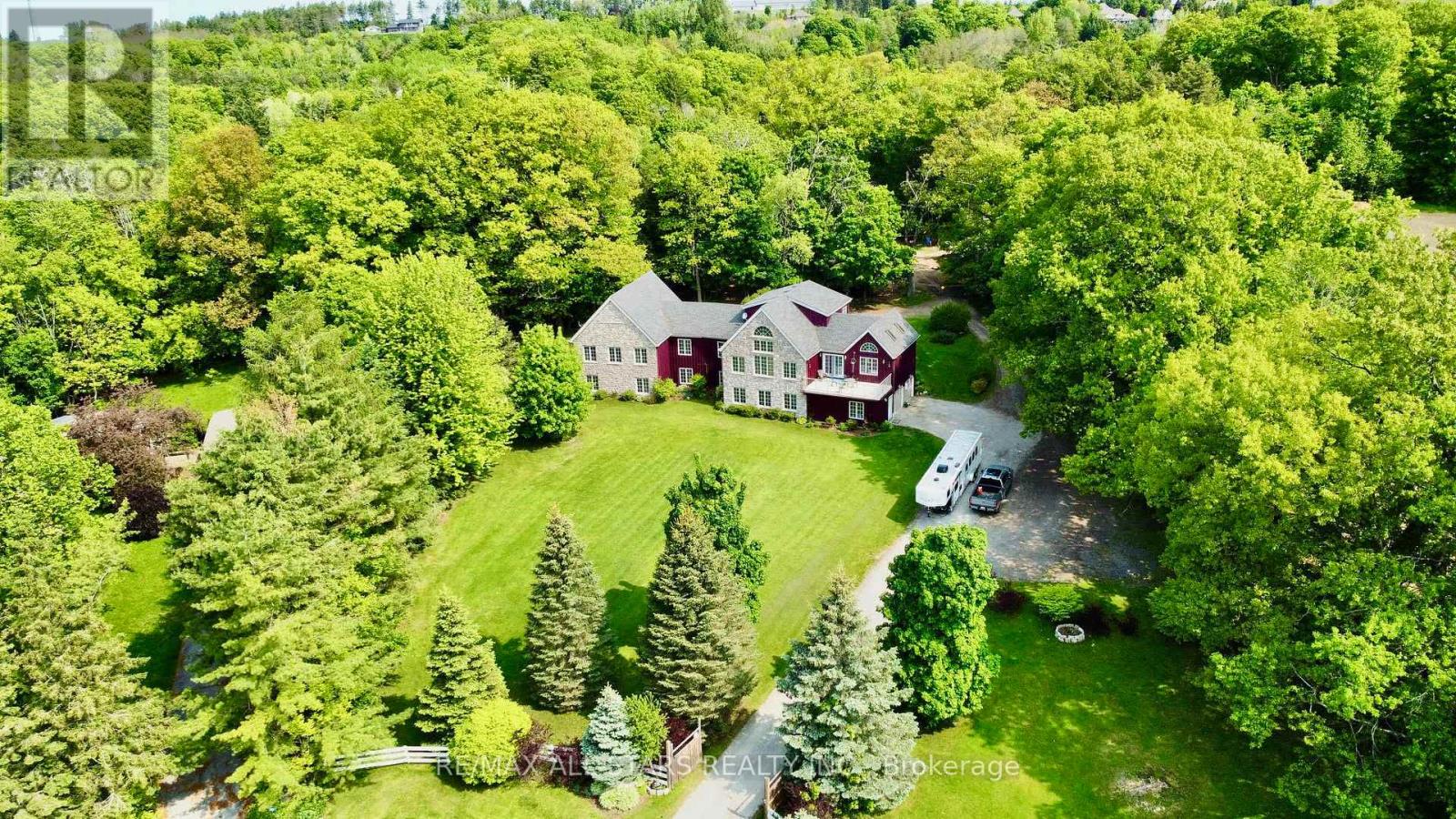 Detached at 100 SNOW RIDGE COURT, Oshawa (Raglan)
