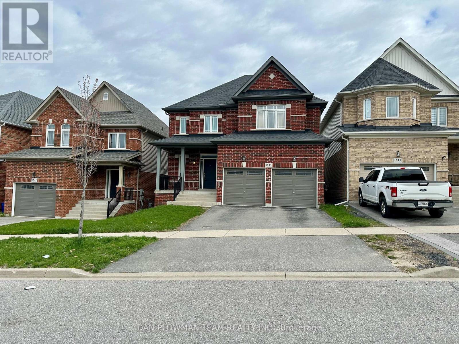 Detached at 1845 SILVERSTONE CRESCENT, Oshawa (Samac)