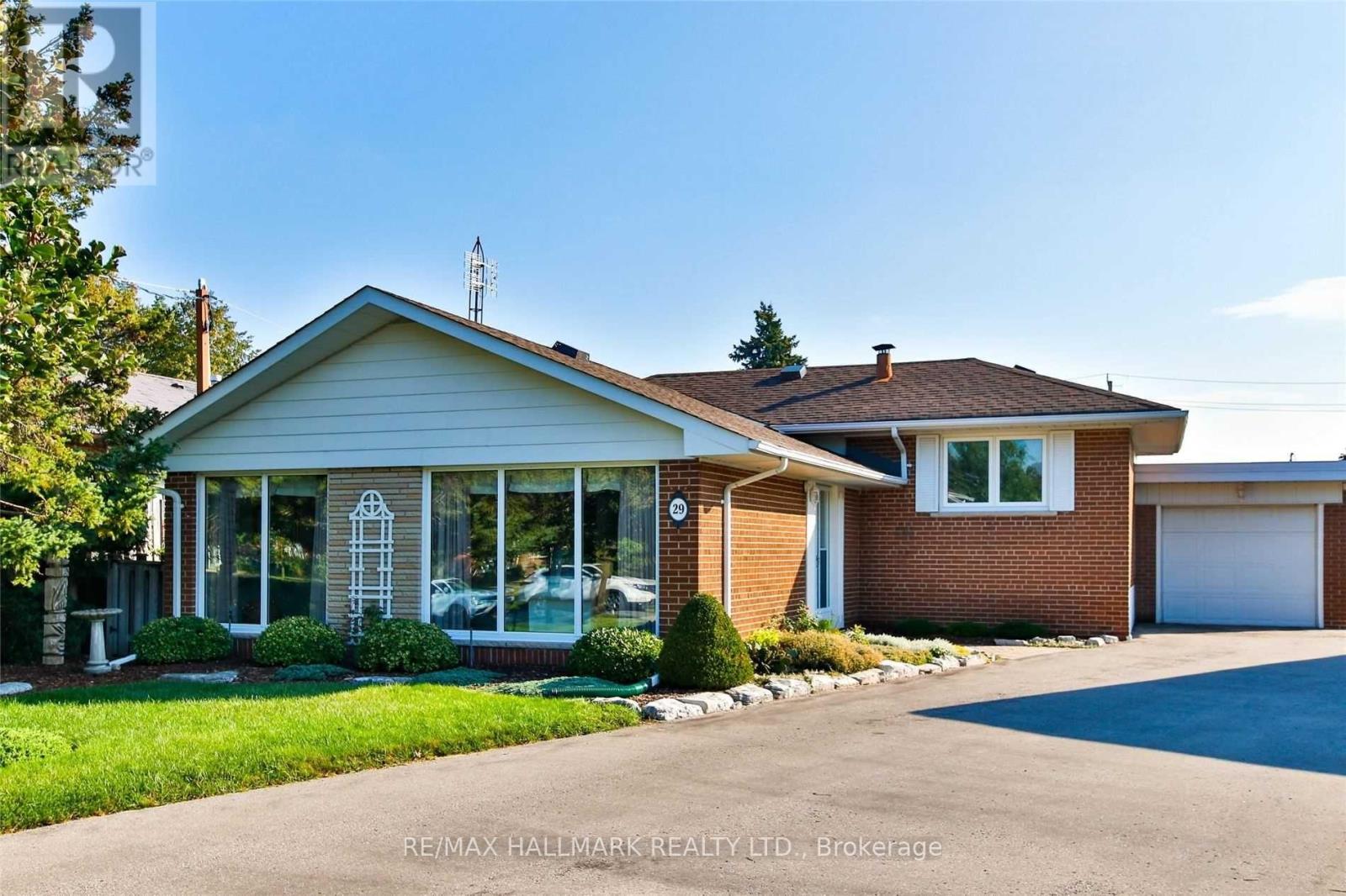 Detached at 29 LYNN GATE CRESCENT, Toronto (Tam O'Shanter-Sullivan)