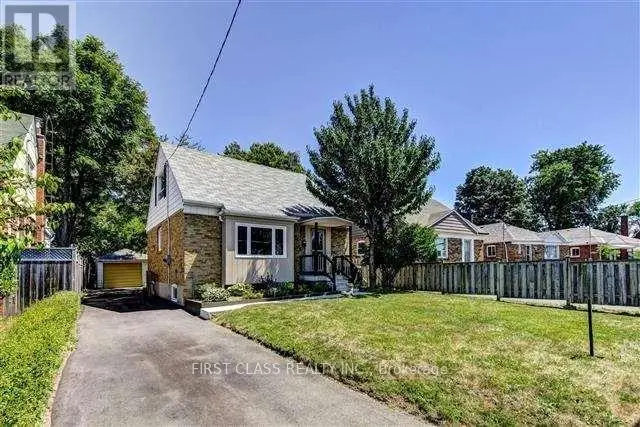 Detached at BSMT - 11 ELLINGTON DRIVE, Toronto