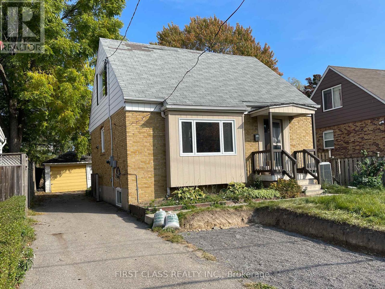 Detached at S1 - 11 ELLINGTON DRIVE, Toronto (Wexford-Maryvale)
