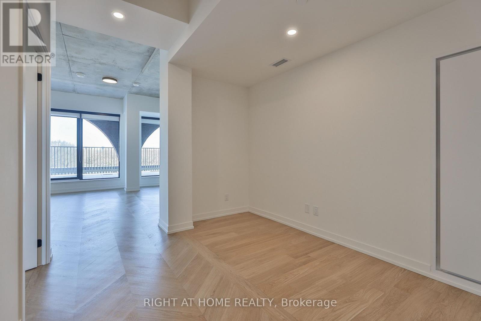 Apartment at 602 - 761 QUEEN STREET E, Toronto