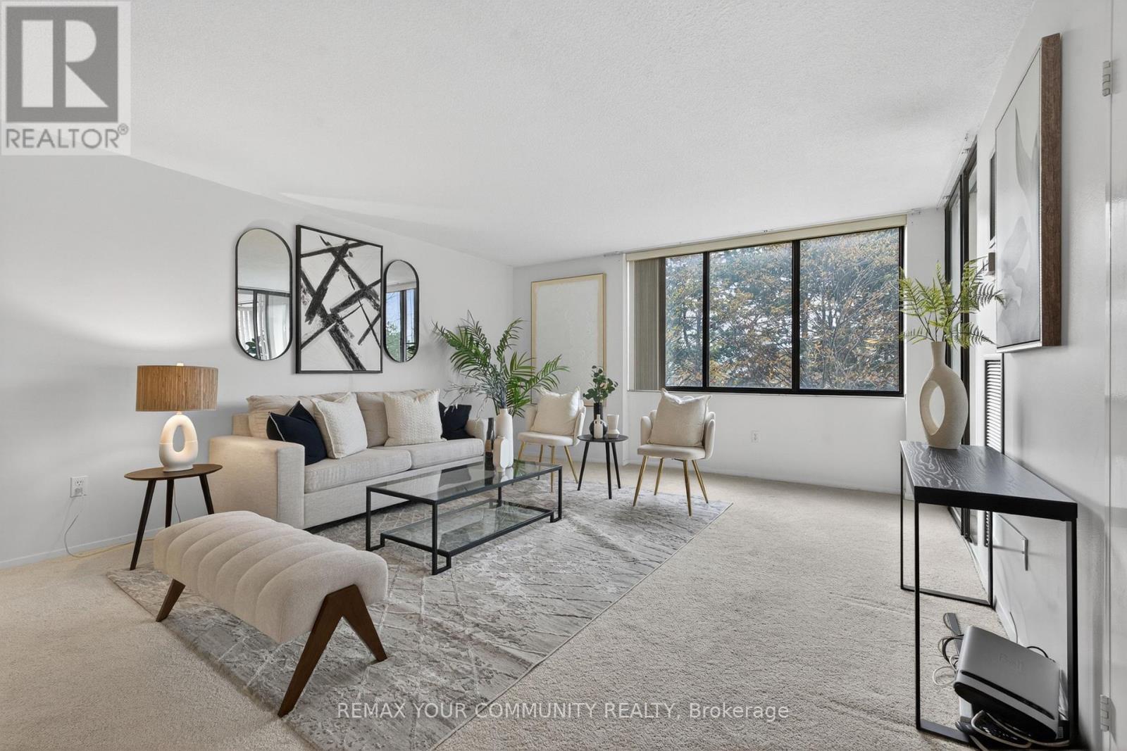 Apartment at 304 - 2330 BRIDLETOWNE CIRCLE, Toronto (L'Amoreaux)