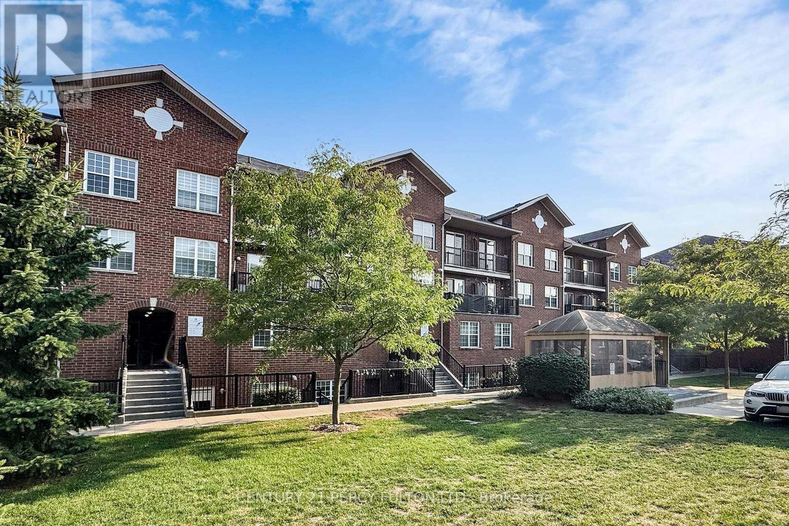 Townhouse at 308F - 45 STRANGFORD LANE, Toronto (Clairlea-Birchmount)