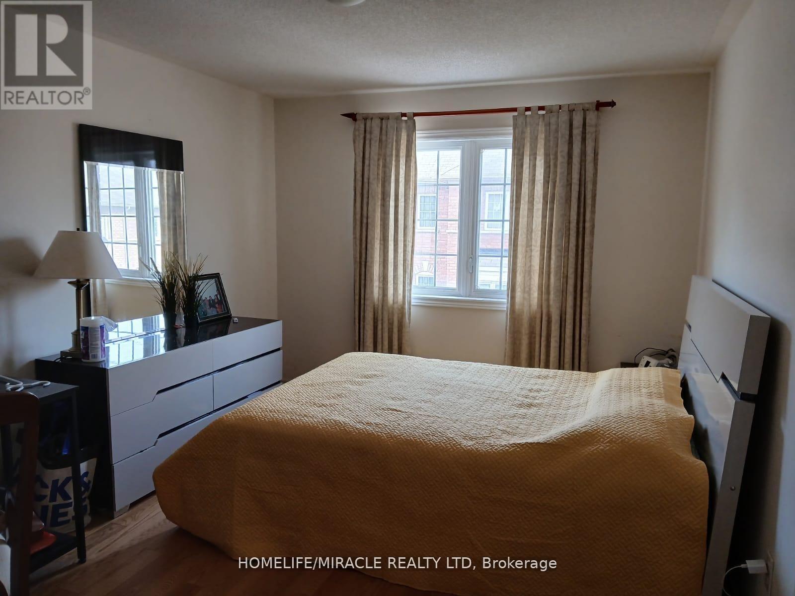 Semi-Detached/Link at 13 VASTO LANE, Toronto