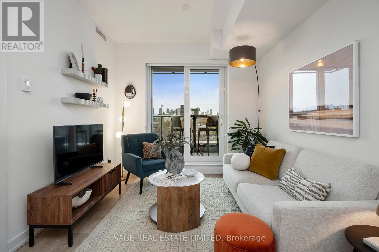 Apartment at 606 - 150 LOGAN AVENUE, Toronto (South Riverdale)