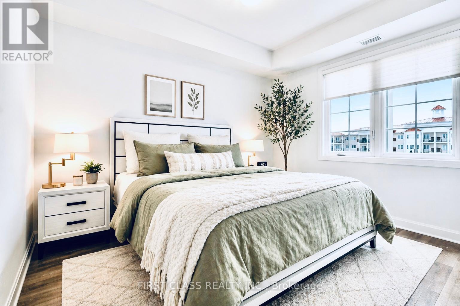 Apartment at 330 - 50 LAKEBREEZE DRIVE, Clarington
