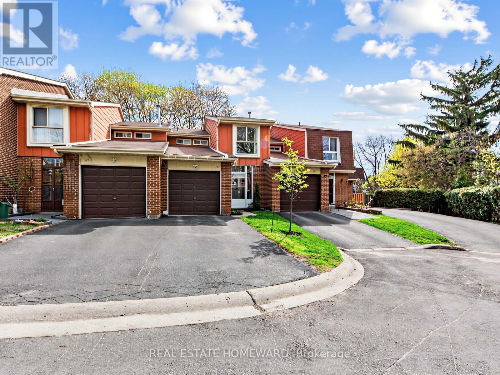 Townhouse at 42 - 40 DUNDALK DRIVE, Toronto (Dorset Park)