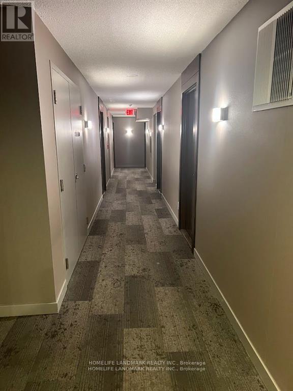 Apartment at 3923 - 135 VILLAGE GREEN SQUARE, Toronto