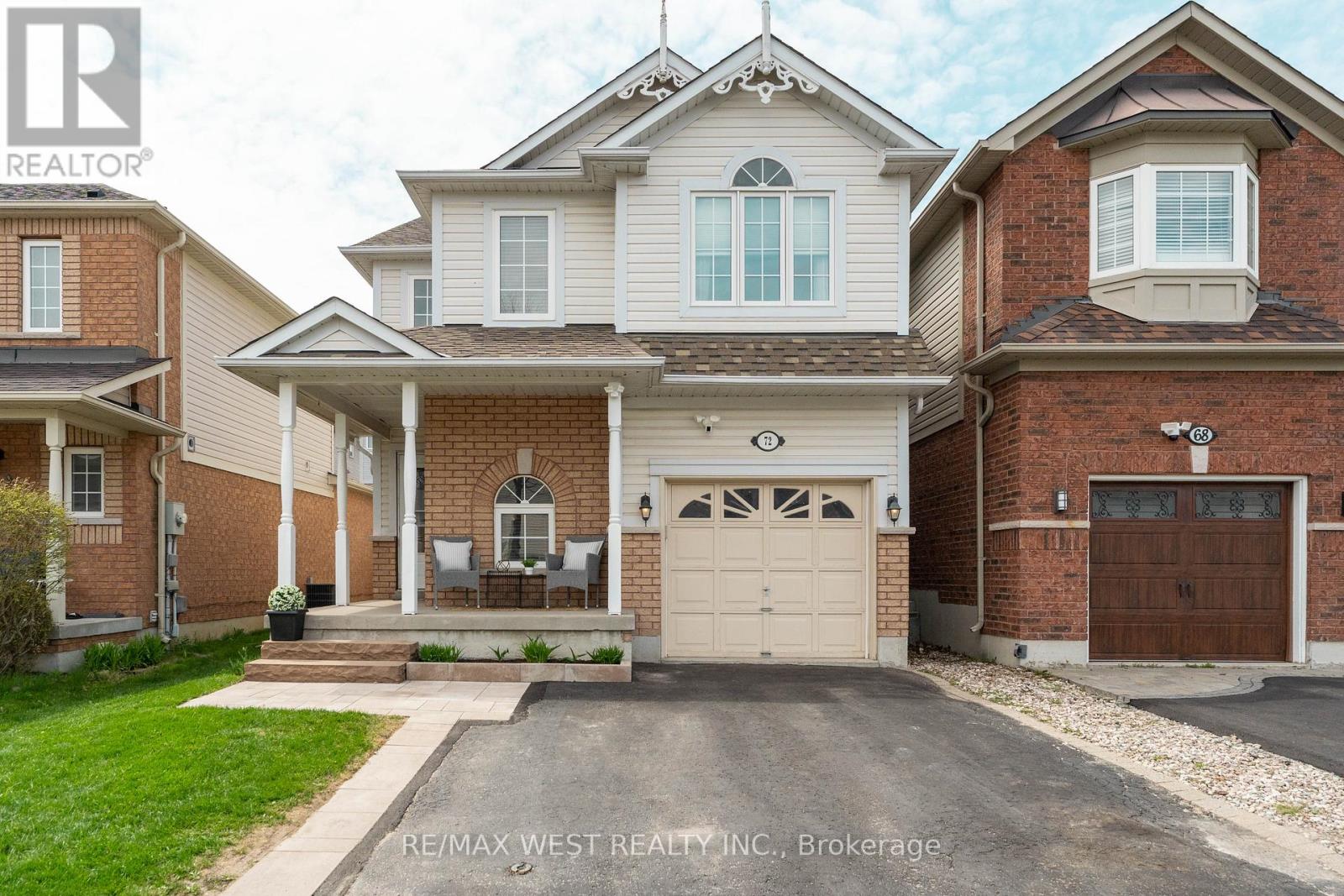 Semi-Detached/Link at 72 BANNISTER STREET, Clarington (Bowmanville)