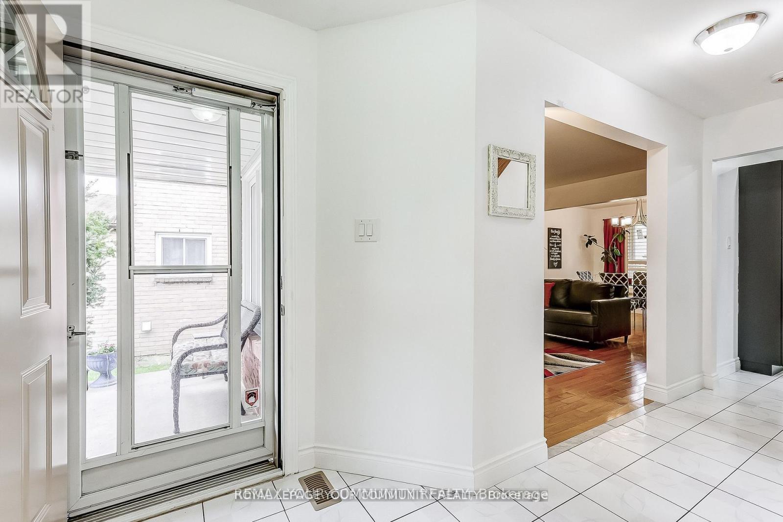 Detached at 660 FOXWOOD TRAIL, Pickering