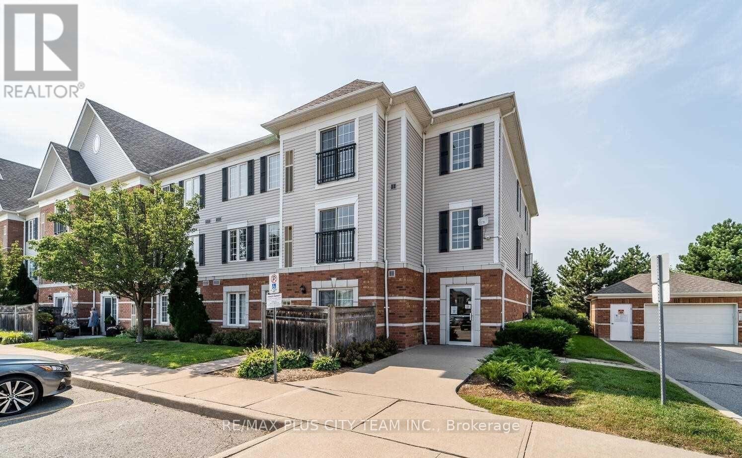 Apartment at 201 - 94 ASPEN SPRINGS DRIVE, Clarington (Bowmanville)