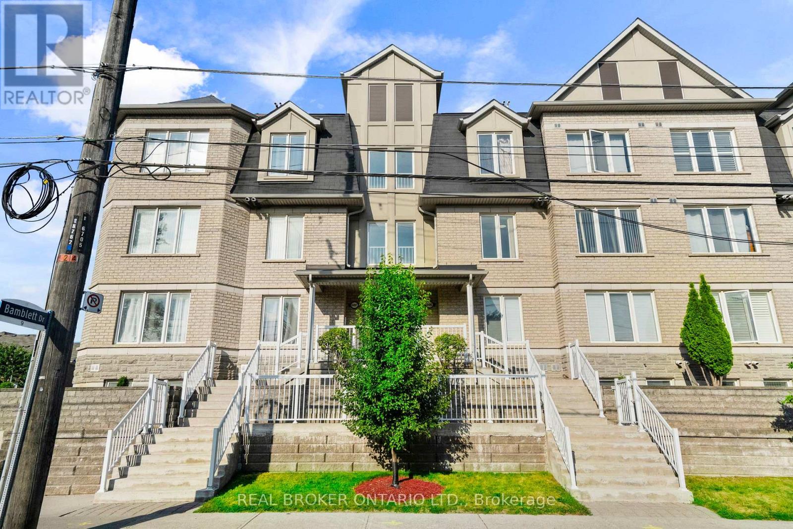 Townhouse at 27 - 649E WARDEN AVENUE, Toronto (Clairlea-Birchmount)