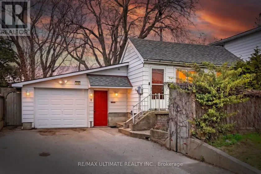 Detached at 378 KENNEDY ROAD, Toronto (Kennedy Park)