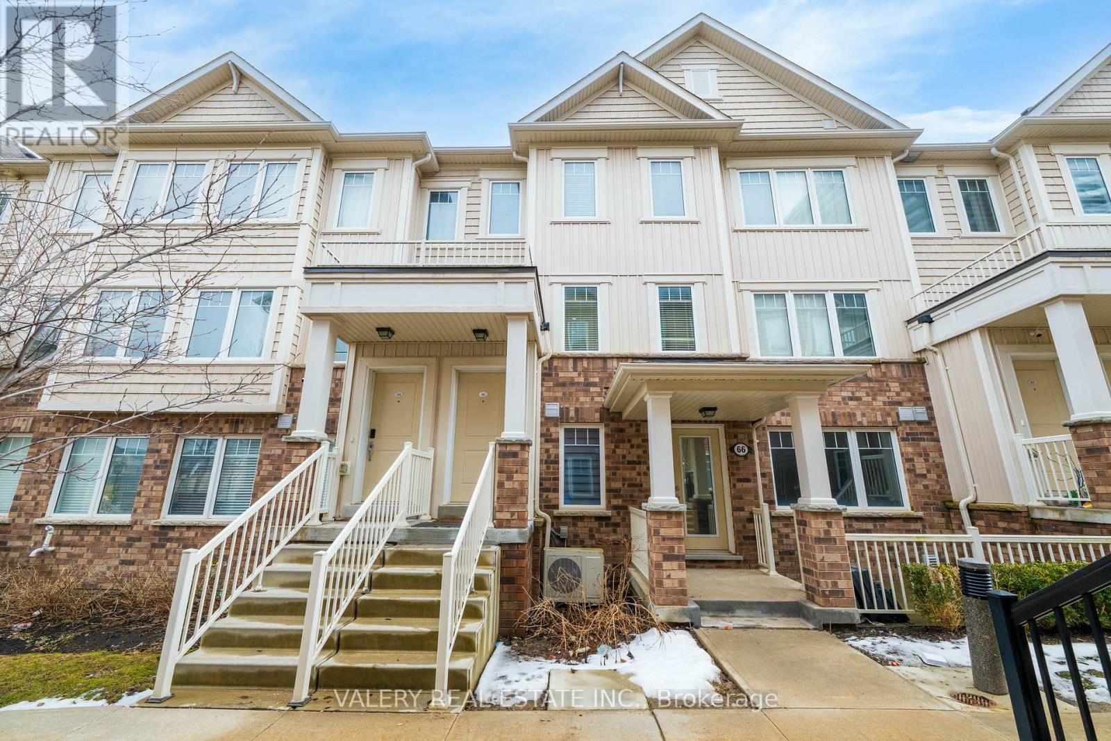 Townhouse at 65 - 2500 HILL RISE COURT, Oshawa (Windfields)