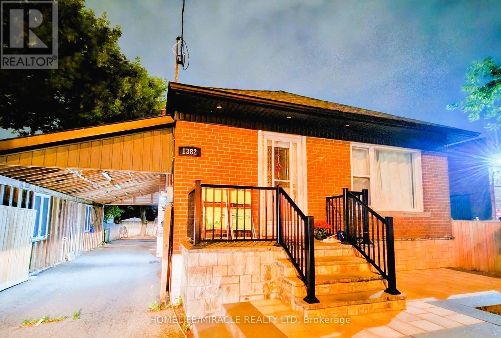 Detached at MAIN - 1382 WARDEN AVENUE, Toronto (Wexford-Maryvale)