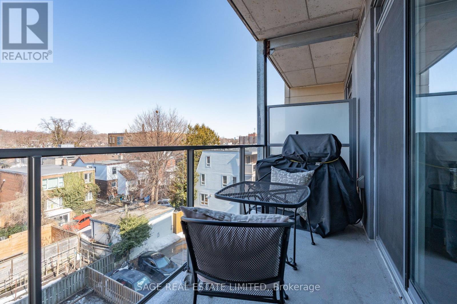 Apartment at 405 - 495 LOGAN AVENUE, Toronto